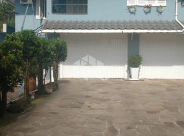 Casa · 200m² · 3 Quartos · 2 Vagas · Bela casa no Bairro São Francisco!