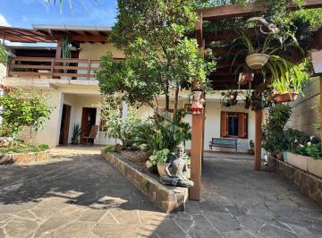 Casa · 150m² · 3 Quartos · 5 Vagas · Casa Sobrado semimobiliada com 3 dormitórios, sendo 1 suíte, 5 vagas de garagem. Bairro Estancia Vel