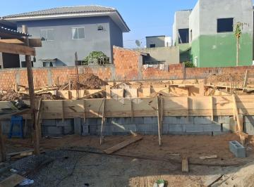 Casa · 80m² · 2 Quartos · 1 Vaga · Casa 2 suítes no Rio Vermelho