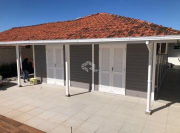 Casa · 125m² · 3 Quartos · 4 Vagas · Casa à venda com 3 dormitórios e piscina na Praia do Sonho - Palhoça / SC.