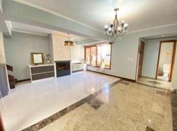 Casa · 279m² · 3 Quartos · 4 Vagas · CONFORTO, ACONCHEGO E REQUINTE EM CASA NO BAIRRO JARDIM ISABEL, ZONA SUL PORTO ALEGRE