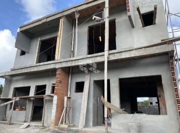 Casa · 100m² · 3 Quartos · 2 Vagas · Sobrado 3 dormitórios send um suíte.
