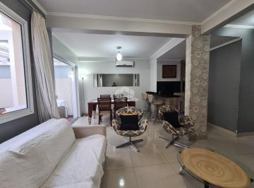 Casa · 138m² · 3 Quartos · 2 Vagas · Casa/sobrado de 03(três) dormitórios no bairro Moinhos de Vento em Canoas