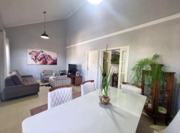 Casa · 136m² · 3 Quartos · 4 Vagas · Casa 3 dormitórios, 1 suítes com pátio piscina e quiosque 6 vagas, Bairro Igara,