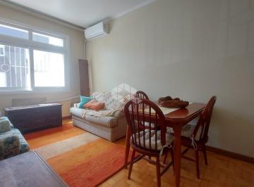 Apartamento · 66m² · 2 Quartos · Apartamento 2 dormitórios na Domingos Crescêncio.