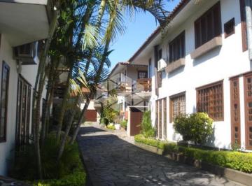 Casa · 133m² · 3 Quartos · 2 Vagas · casa 3 dormitórios,1 suite,2 vagas. Bairro tristeza