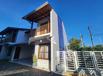 Casa · 110m² · 2 Quartos · 1 Vaga · Duplex semi mobiliado à venda no Santo Inácio!