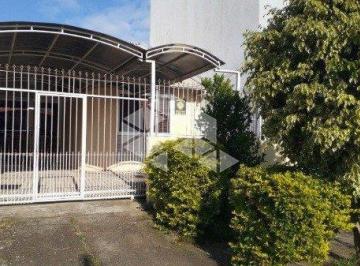 Casa · 75m² · 2 Quartos · 1 Vaga · Casa a venda 2 dormitórios, 01 banheiro, garagem coberto, churrasqueira, pátio na frente e fundos