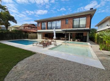 Casa de 9 quartos, Caraguatatuba · Casa charme alto padrão a venda- Praia da Tabatinga - Caraguatatuba -SP