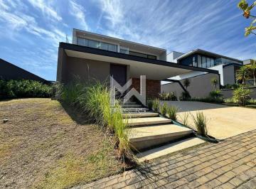 Casa · 300m² · 4 Quartos · 2 Vagas · Casa à venda no Condomínio Residencial Arboretum em Vinhedo/SP