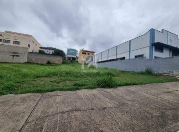 terreno · Terreno à venda em Avenida em Vinhedo/SP.