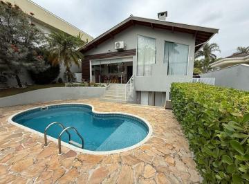 fundos · Casa térrea à venda no Condomínio Terras de Vinhedo em Vinhedo - SP