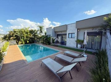 piscina · Casa térrea à venda no Condomínio Campo de Toscana em Vinhedo - SP