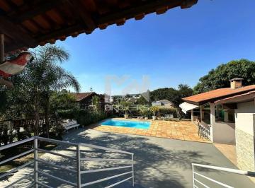Quintal · Casa Térrea com 4 quartos a venda no condomínio Vista Alegre Sede na cidade de Vinhedo - SP