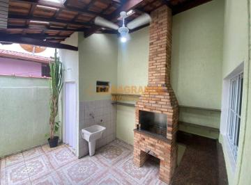 Casa · 150m² · 3 Quartos · 3 Vagas · Casa com 3 Quartos 150 mts²  a Venda no Bairro Jardim América - Jacareí