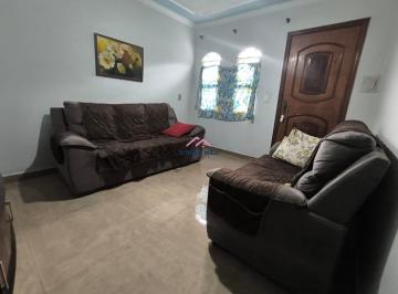 Foto 01 · Excelente imóvel com sala, cozinha, 3 dormitorios, 1 banheiro social, lavanderia, área de lazer com 