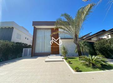 Casa · 450m² · 5 Quartos · 4 Vagas · Casa de Alto Padrão no Módulo 22 da Riviera de São Lourenço.