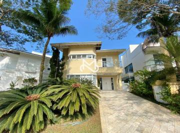Casa · 320m² · 4 Quartos · 3 Vagas · Casa de Alto Padrão no condomínio Hanga Roa.