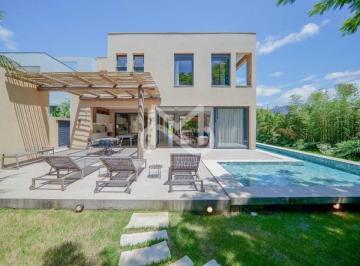 Casa · 560m² · 6 Quartos · 4 Vagas · Casa Alto Padrão com Jabuticabeira (Módulo 12 - Riviera de São Lourenço)