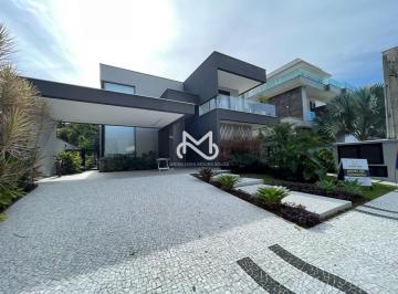 Casa · 503m² · 6 Quartos · 4 Vagas · Casa de Alto Padrão no Módulo 17 da Riviera de São Lourenço.