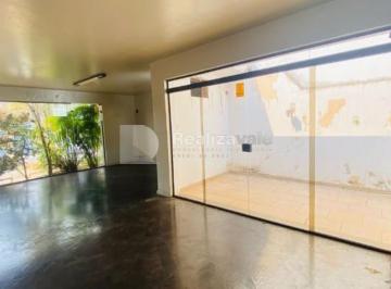 Comercial · 230m² · 1 Quarto · 4 Vagas · Casa à venda em Taubaté, Jardim das Nações, com 1 quarto, com 230 m²