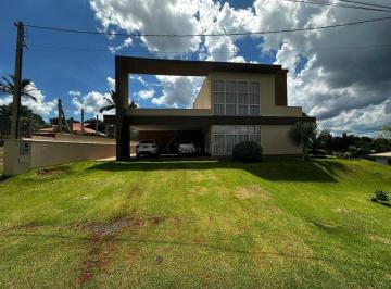 Casa · 280m² · 3 Quartos · 4 Vagas · LOCAÇÃO | Casa, com 3 dormitórios em Gleba Esperanca, Londrina