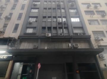 Comercial · 22m² · 1 Quarto · Sala Comercial em Centro Histórico