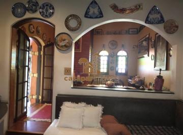 Casa · 380m² · 3 Quartos · 8 Vagas · Sobrado à Venda com 380m³, 3 Dormitórios e 8 Vagas no Cerâmica