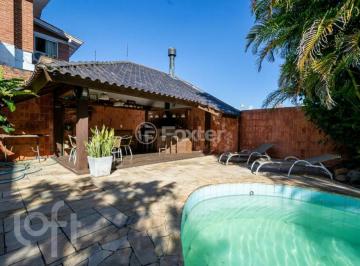 a186d970 · Casa, 4 dormitórios, 350 m², em Vila Nova