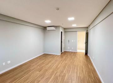 Comercial · 33m² · 1 Vaga · SALA COMERCIAL COM 33 M² NO CENTRO EMPRESARIAL AQUÁRIUS