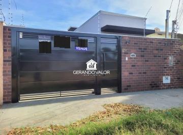 Casa · 82m² · 3 Quartos · 2 Vagas · 1 Suíte 2 quartos Prox a Lagoa Itatiaia