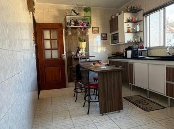 Apartamento de 3 quartos, Poços de Caldas · Apartamento de 150mts com ambientes amplos e iluminados !! Apenas R$ 420.000,00