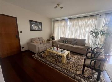 Casa de 3 quartos, São Paulo · Sobradoa Venda | 3 dormitórios (3 suites) |2 vagas | 250 m² em Santana