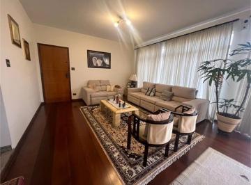 Casa de 3 quartos, São Paulo · Sobradoa Venda | 3 dormitórios (3 suites) |2 vagas | 250 m² em Santana