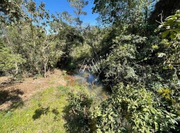 Rural · 140000m² · 3 Quartos · 1 Vaga · Vendo fazenda de 14 hectares em Carmo do Cajuru com excelente localização!
