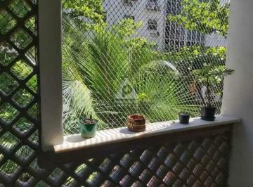 Apartamento · 133m² · 3 Quartos · 1 Vaga · 3 Quartos em Copacabana – 133m² com varanda e vaga