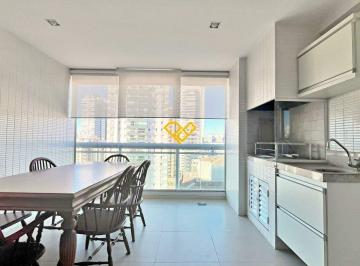 Varanda com churrasqueira · Apartamento 2 Quartos para Locação em Santos - SP