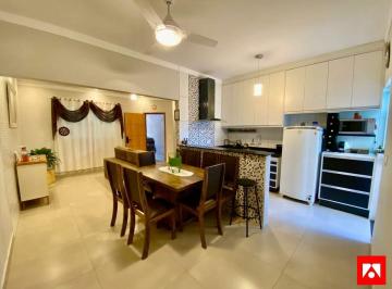 Casa · 108m² · 2 Quartos · 2 Vagas · Casa à venda no Jardim Europa em Santa Bárbara d'Oeste com 2 quartos (1 suíte) e 2 vagas de garagem 