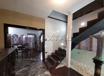 Casa · 280m² · 4 Quartos · 1 Vaga · Sobrado para locação de 280m², com 4 dormitórios, 2 suítes e 1 vaga, no Jardim São Paulo.