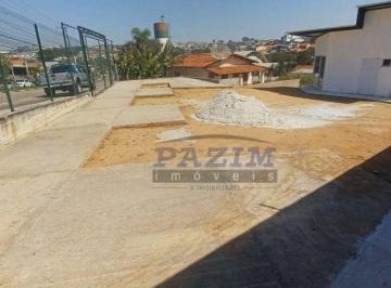 3abfc6112263852ad0692c9dd6a63c6b9836aec8 · Escritório com terreno de 300m², Estrada da Capela