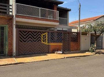 Casa · 2 Vagas · Sobrado encantador com lazer completo