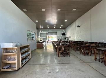 Comercial · 305m² · PONTO COMERCIAL À VENDA - EXCELENTE OPORTUNIDADE DE INVESTIMENTO