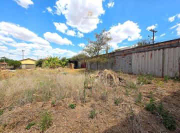 Terreno · 361m² · Terreno LOTE RECANTO DOS EMBOABAS REGIÃO VILA BRASÍLIA 361.9 M² DE ESQUINA SEMI MURADO