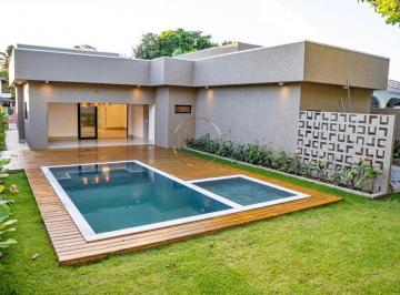 Casa · 200m² · 3 Quartos · 2 Vagas · Casa à Venda em Villa Padova, Porto Seguro: 3 Suítes, 200m²