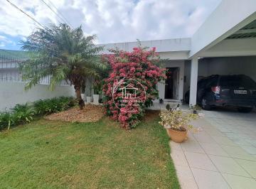 Casa · 152m² · 3 Quartos · 2 Vagas · Esta charmosa casa de 3 dormitórios, sendo 1 suíte, com 152