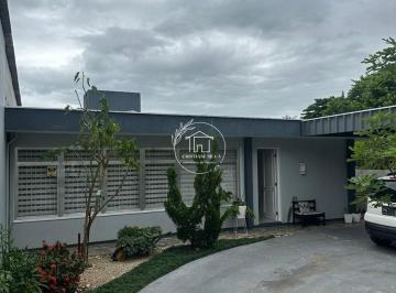 Casa · 136m² · 3 Quartos · 2 Vagas · Casa à venda no bairro Barreiros - São José/SC