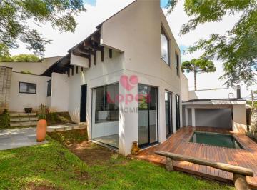 Casa Venda 320m² de 3 quartos · Casa no Seminário com 3 suítes e 3 vagas