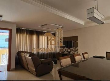 Casa · 253m² · 3 Quartos · 5 Vagas · Sobrado à Venda com 253m² e 3 Suítes, no Centro com 5 Vagas  e Mobiliado