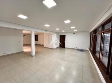 2fb3015_20250514173223142_730130786010461 · ÓTIMA CASA A VENDA NA VILA LUCIA 300m