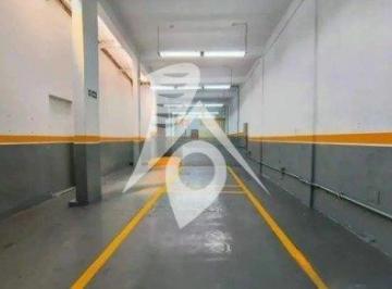 Comercial · 310m² · 4 Vagas · Galpão no Ipiranga, 310m², 4 Banheiros
